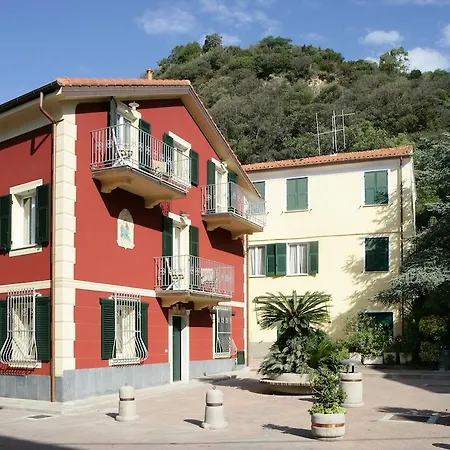 Appartamenti In Piazzetta Deiva Marina Exterior photo